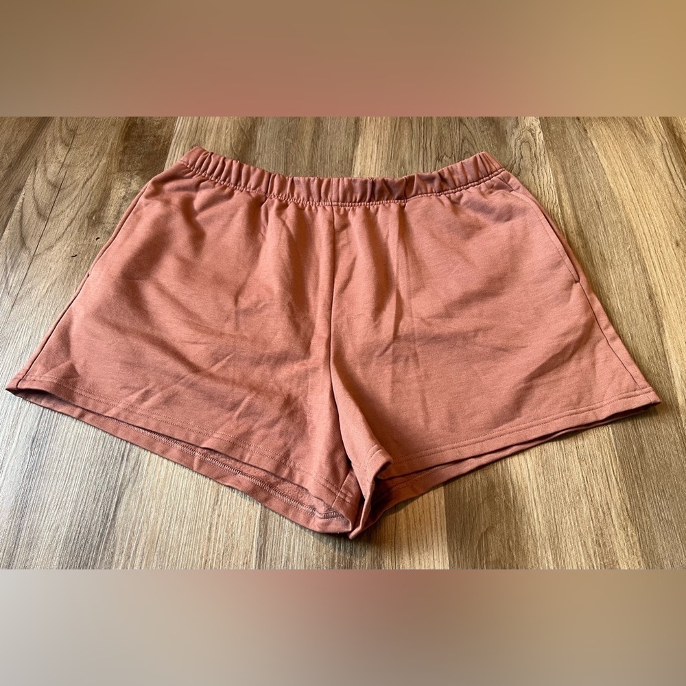 Women's Gap Mauvey Brown Casual Pull on Shorts